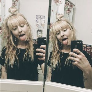 Meet your Posher, Carly