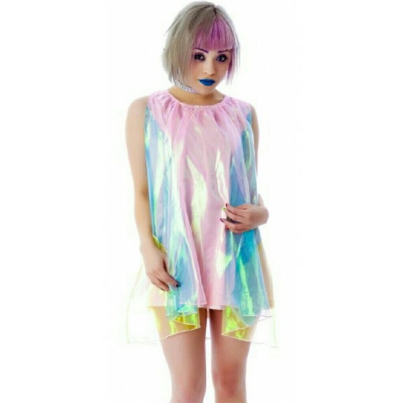 ISO UNIF CAKE DRESS - Picture 1 of 1