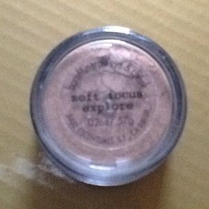 Bare Minerals Eye and Cheek Soft Focus Explore