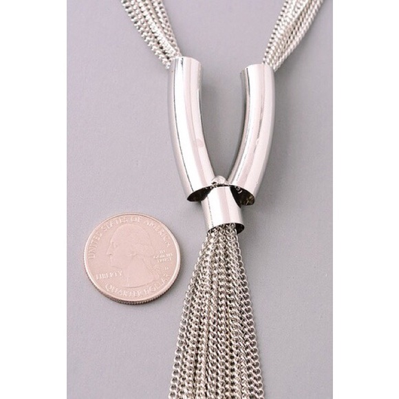 Metallic Necklace - Picture 2 of 3