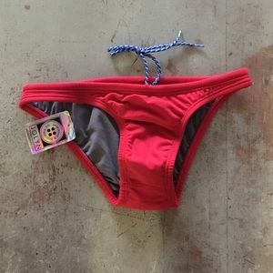 NWT Red Women's European Jolyn bottoms size xs.