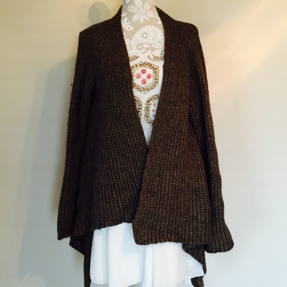 H&M Sweaters - H&M warm sweater top