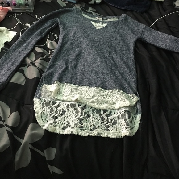 gray sweater - Picture 1 of 1