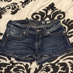 Miss Me denim shorts!