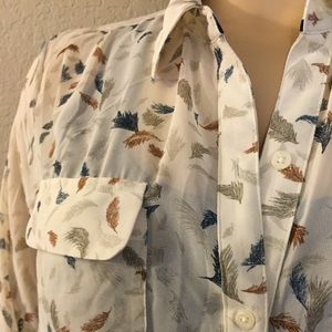 Old Navy feather print blouse