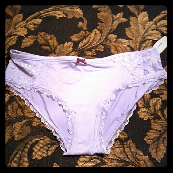 NWT Victoria's Secret Hiphugger Cheekies