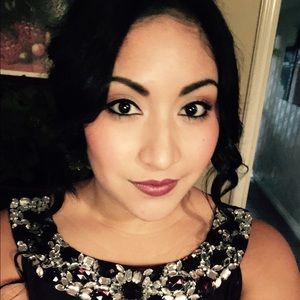 Meet your Posher, Daniela