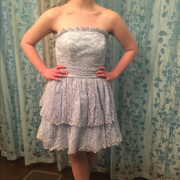 Betsy Johnson blue lace dress