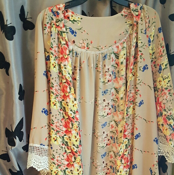 Floral silky cardigan