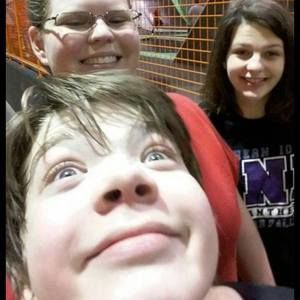 Meet your Posher, Devin