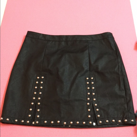 NWT leather skirt