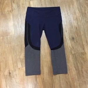 Alo Yoga Tri-color cropped yoga pants