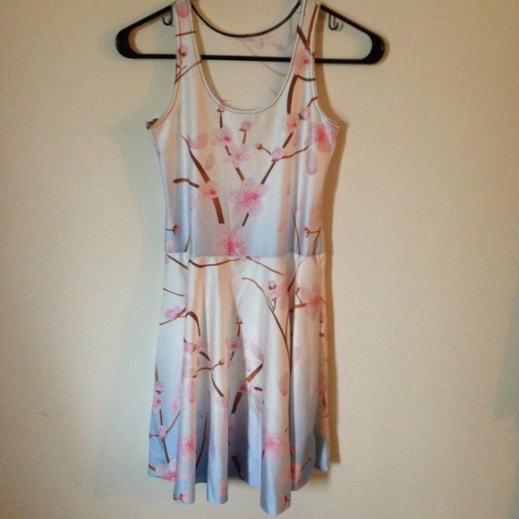 🌟Host Pick 3/30!🌟Cherry Blossom Dress - Picture 2 of 3
