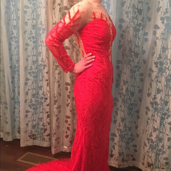 Red prom dress