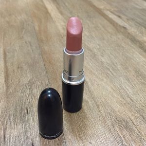 Mac Honeylove (matte) lipstick