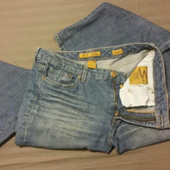 7 for all Mankind