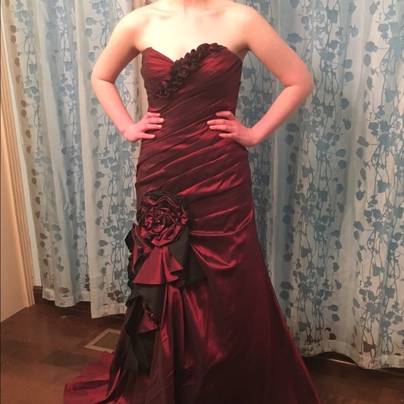 Burgundy Taffeta prom gown