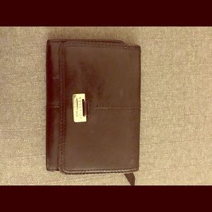 Kenneth Cole black leather trifold wallet