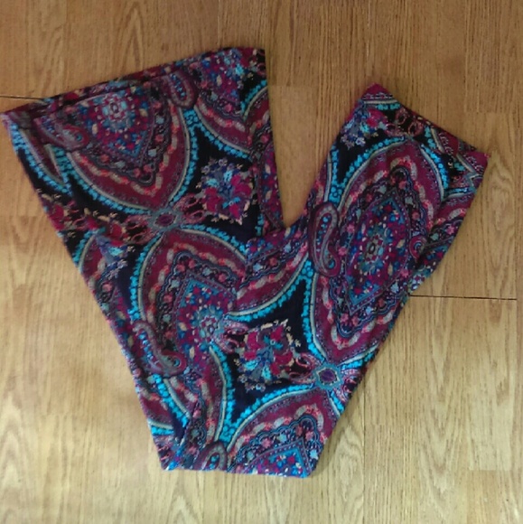 NEW-BOTTOM FLARE PALAZZO PANTS