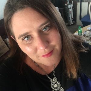 Meet your Posher, Meri