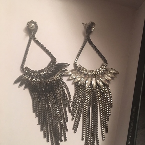Fringe rhinestone urban outfitters earrings - Picture 2 of 2