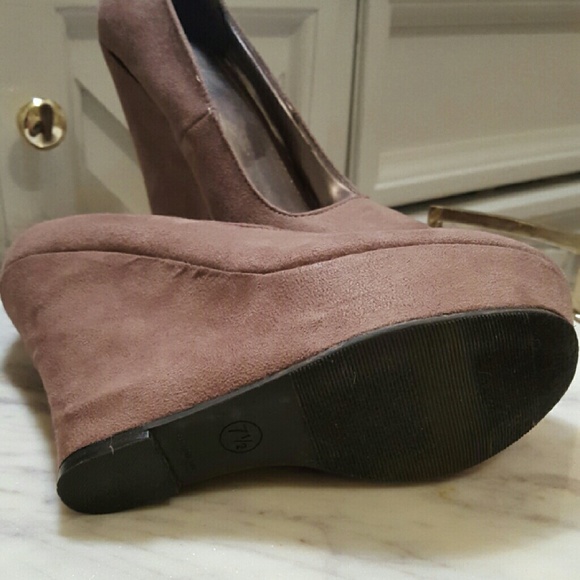 Wedges - Picture 4 of 4