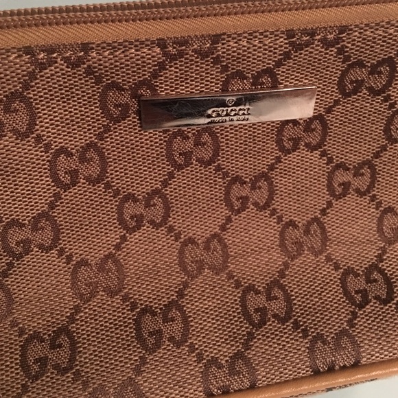 Authentic GUCCI Brown original GG Canvas Handbag - Picture 2 of 4