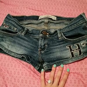 Size 3 junior hollister shorts