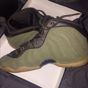 Olive green and tan foamposites