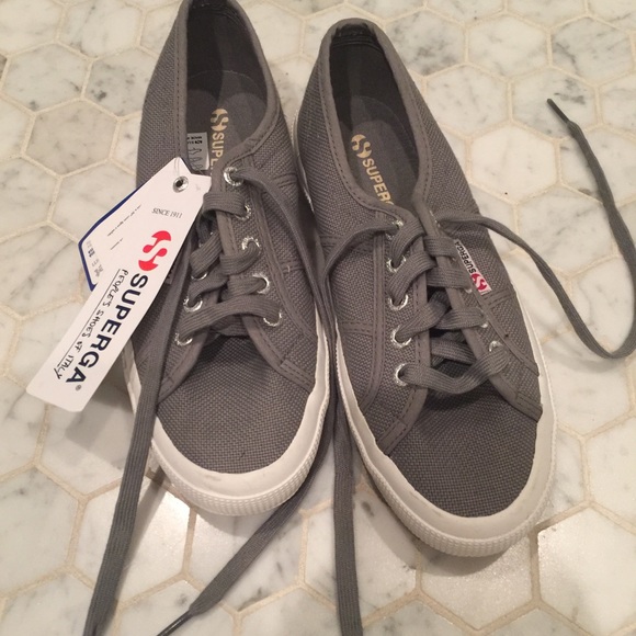 NEW⭐️ Superga soft grey sneakers!