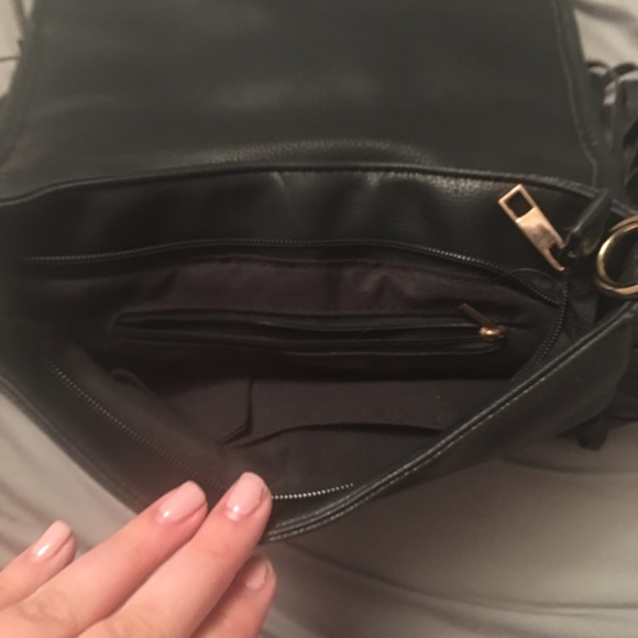 Forever 22 fringe clutch - Picture 2 of 2