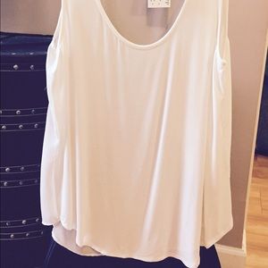 NWT - Daniel Rainn sleeveless top