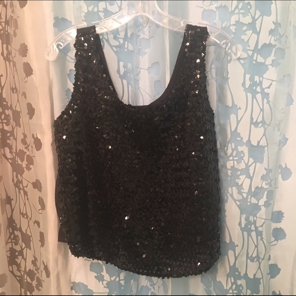 Sleeveless black sequin top
