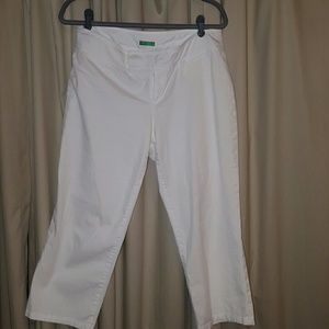 Lilly Pulitzer white capri