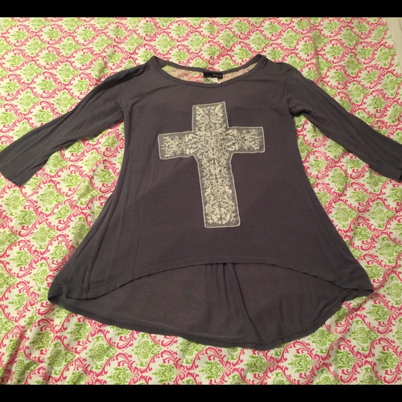 Hi-low 3/4 length sleeve tunic