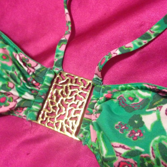 Bikini - Picture 2 of 2