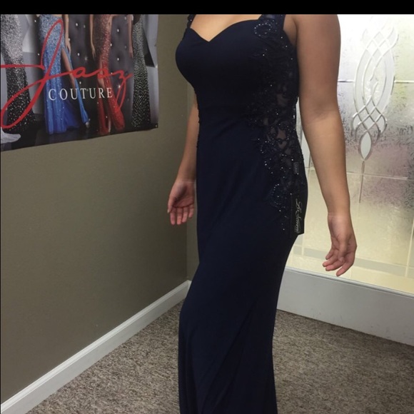 Dress - Picture 1 of 2