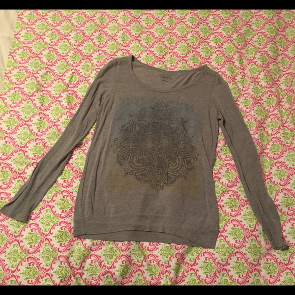 Long sleeve tshirt with design on the front