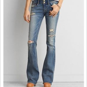 American Eagle distressed jeans.