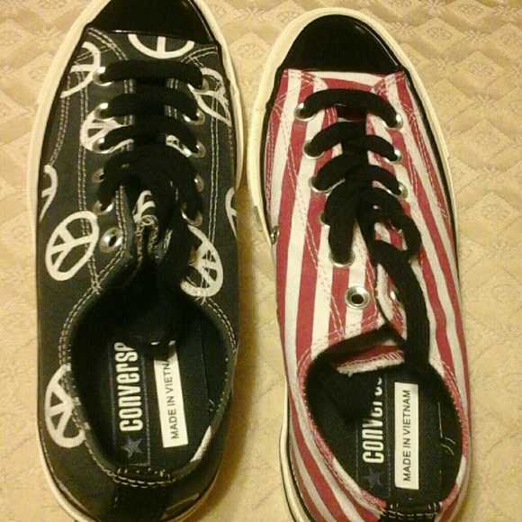 Converse - Picture 2 of 3