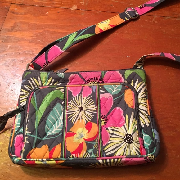 Vera Bradley cross body purse