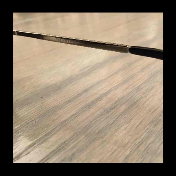 Valentino sunglasses (SOLD) M - Picture 4 of 4