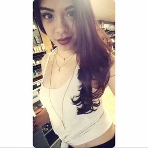 Meet your Posher, Crystal