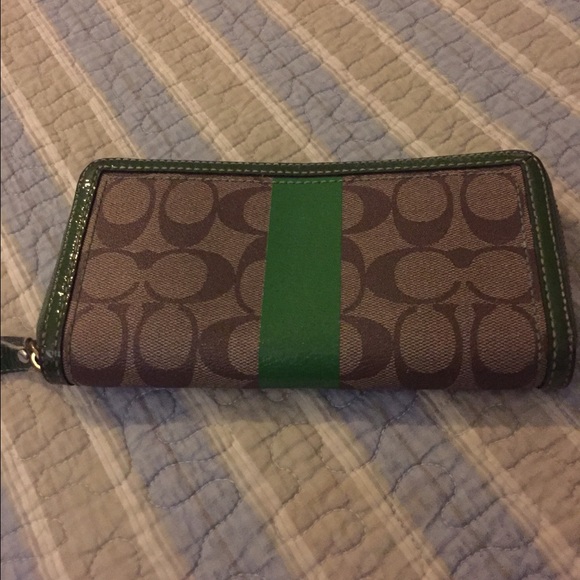 Coach wallet - Picture 2 of 5