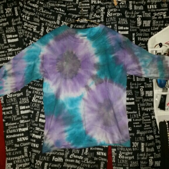 Child's medium sized long sleeved tyedye