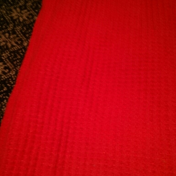 Red lightweight thermal. NWOT - Picture 3 of 4
