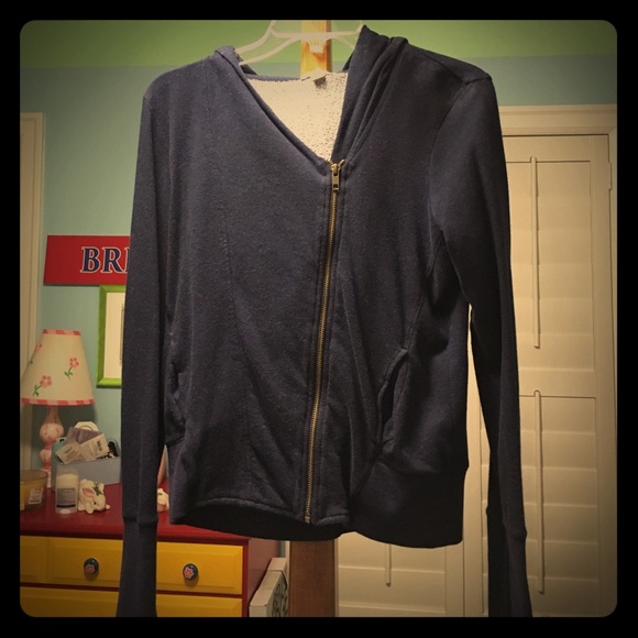 Caslon hoodie