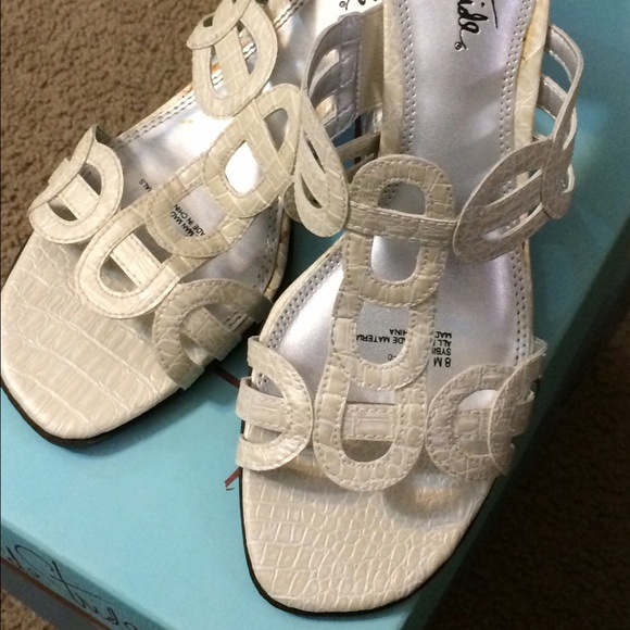 Life Stride Women's Sandals