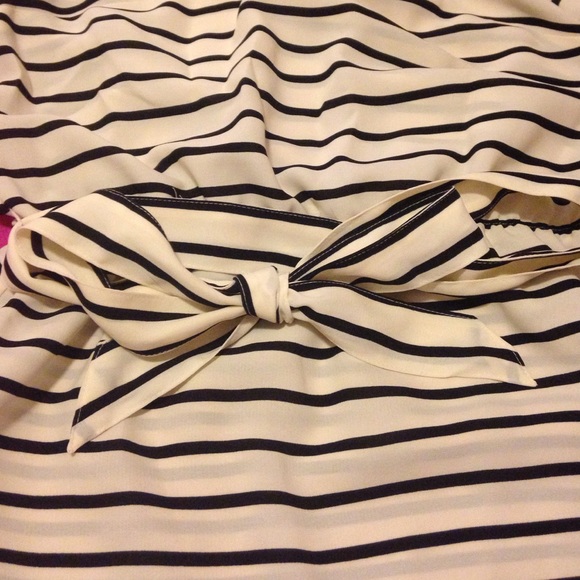 Top - Picture 3 of 3