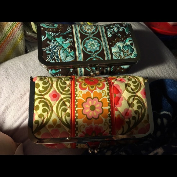 ISO VB cosmetic bag (see pic). Open to patterns.